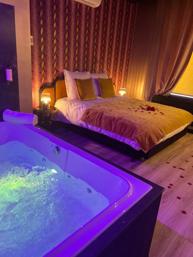 Hotel Mademoiselle リエージュ エクステリア 写真
