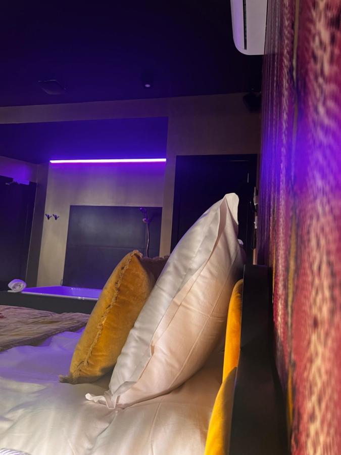 Hotel Mademoiselle リエージュ エクステリア 写真