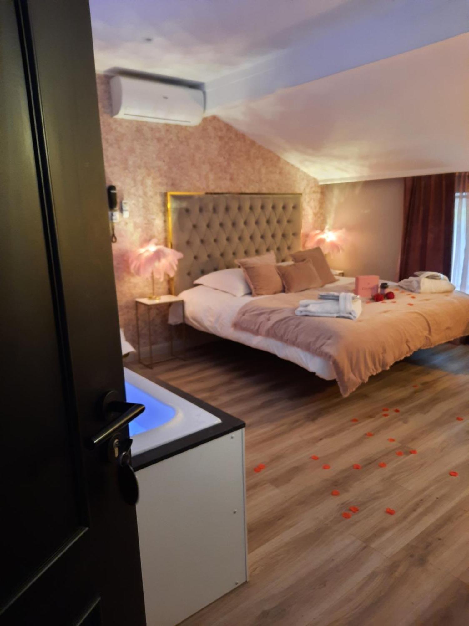 Hotel Mademoiselle リエージュ エクステリア 写真