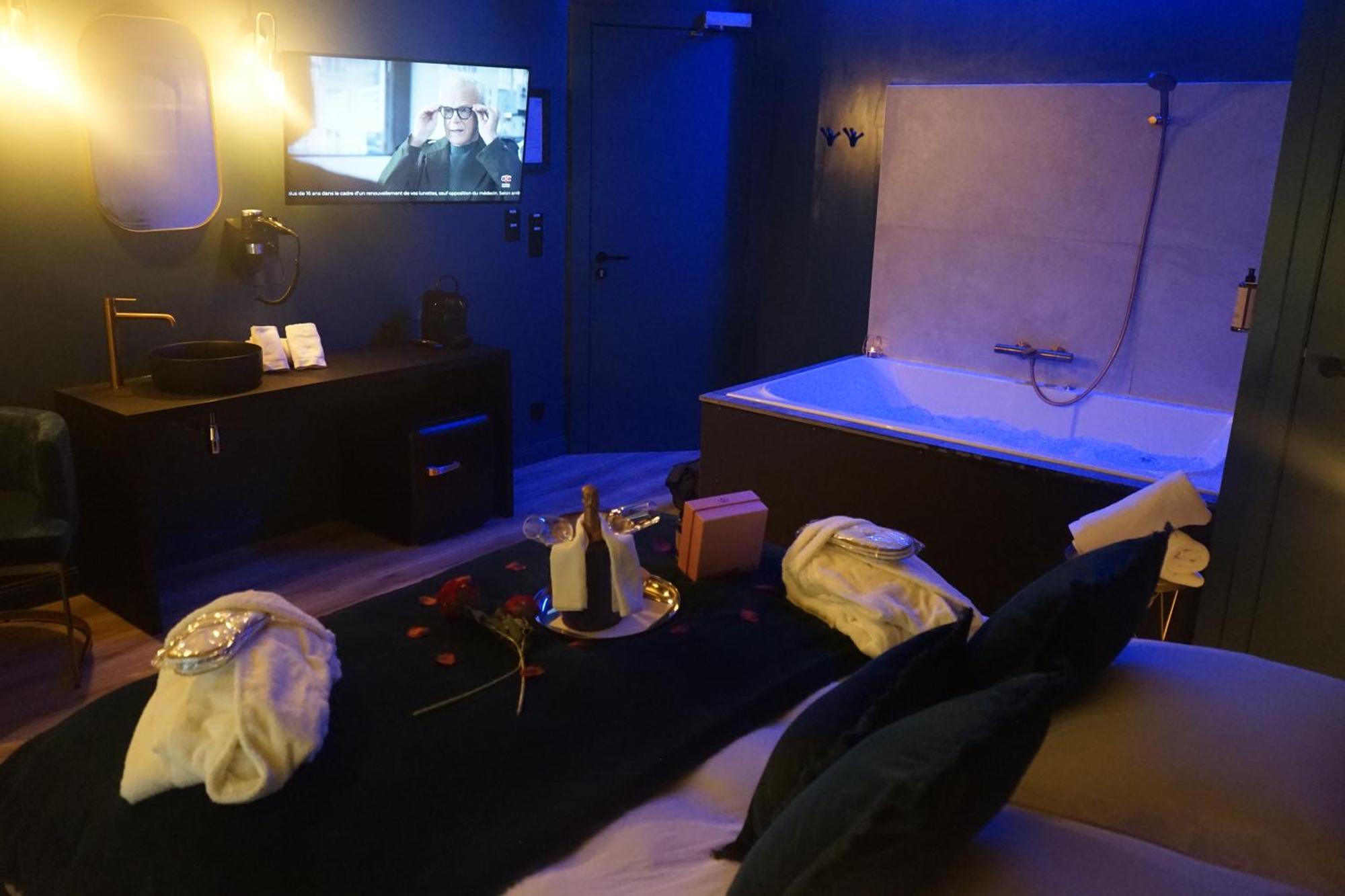 Hotel Mademoiselle リエージュ エクステリア 写真