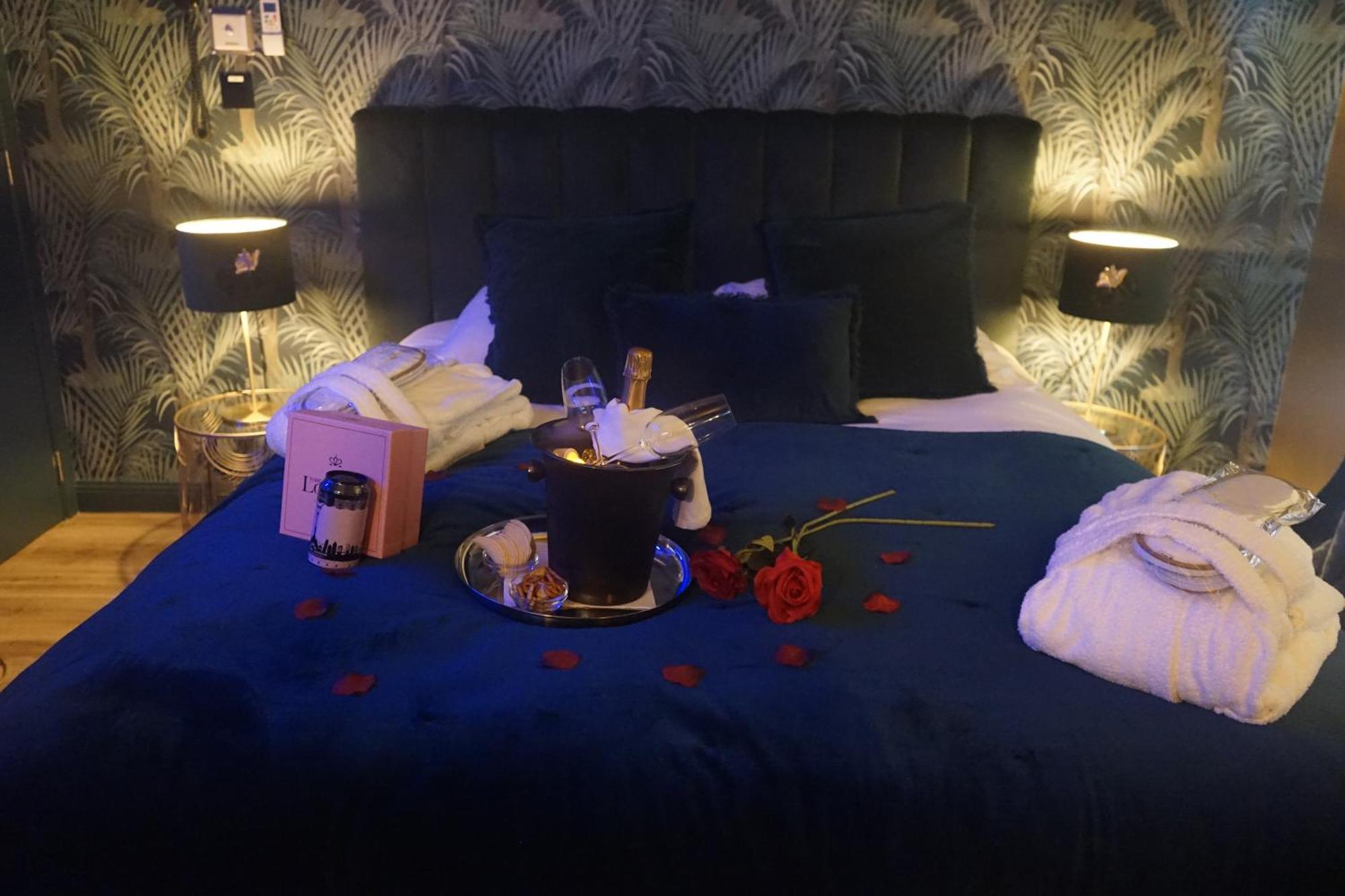 Hotel Mademoiselle リエージュ エクステリア 写真