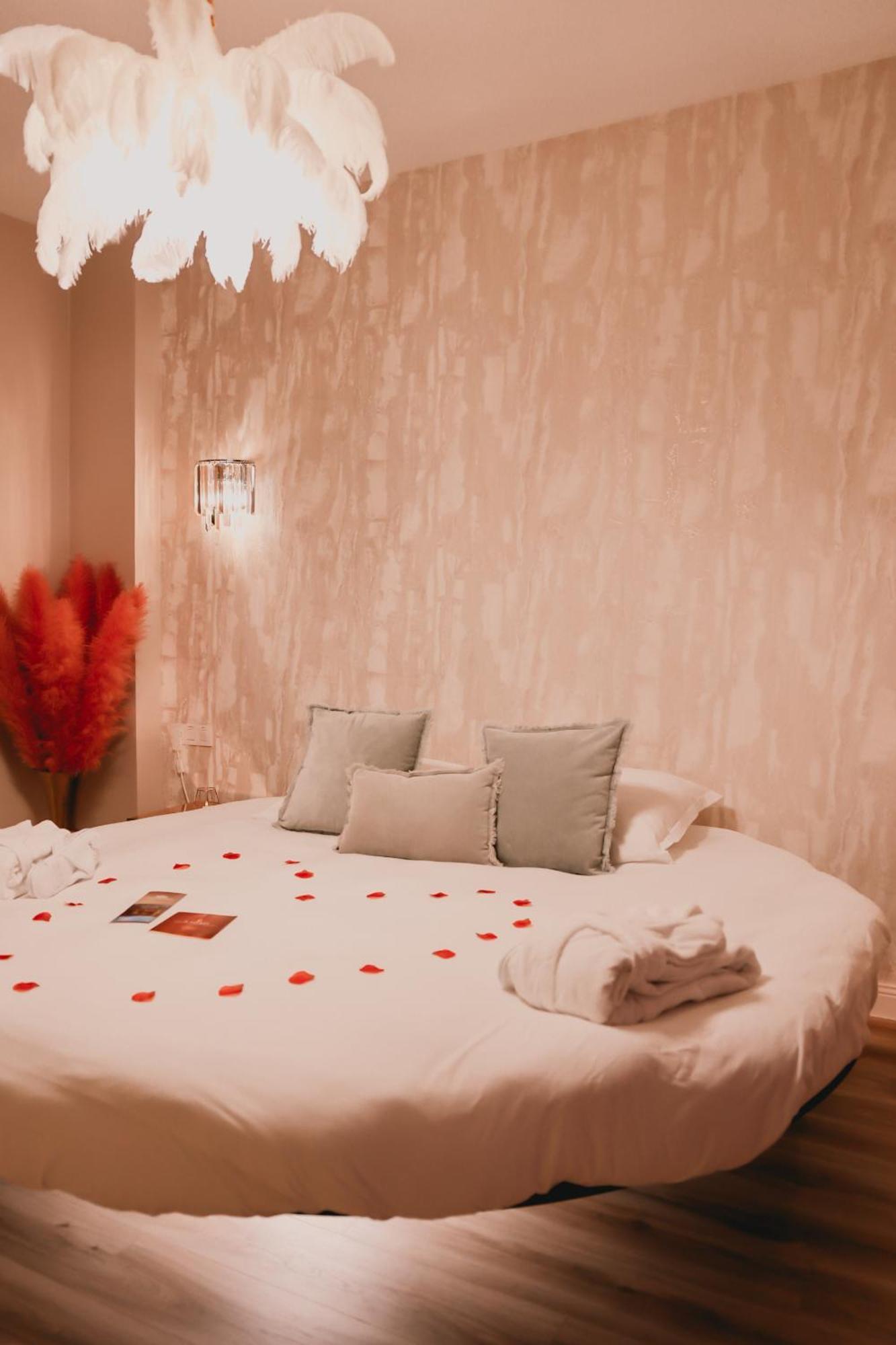 Hotel Mademoiselle リエージュ エクステリア 写真