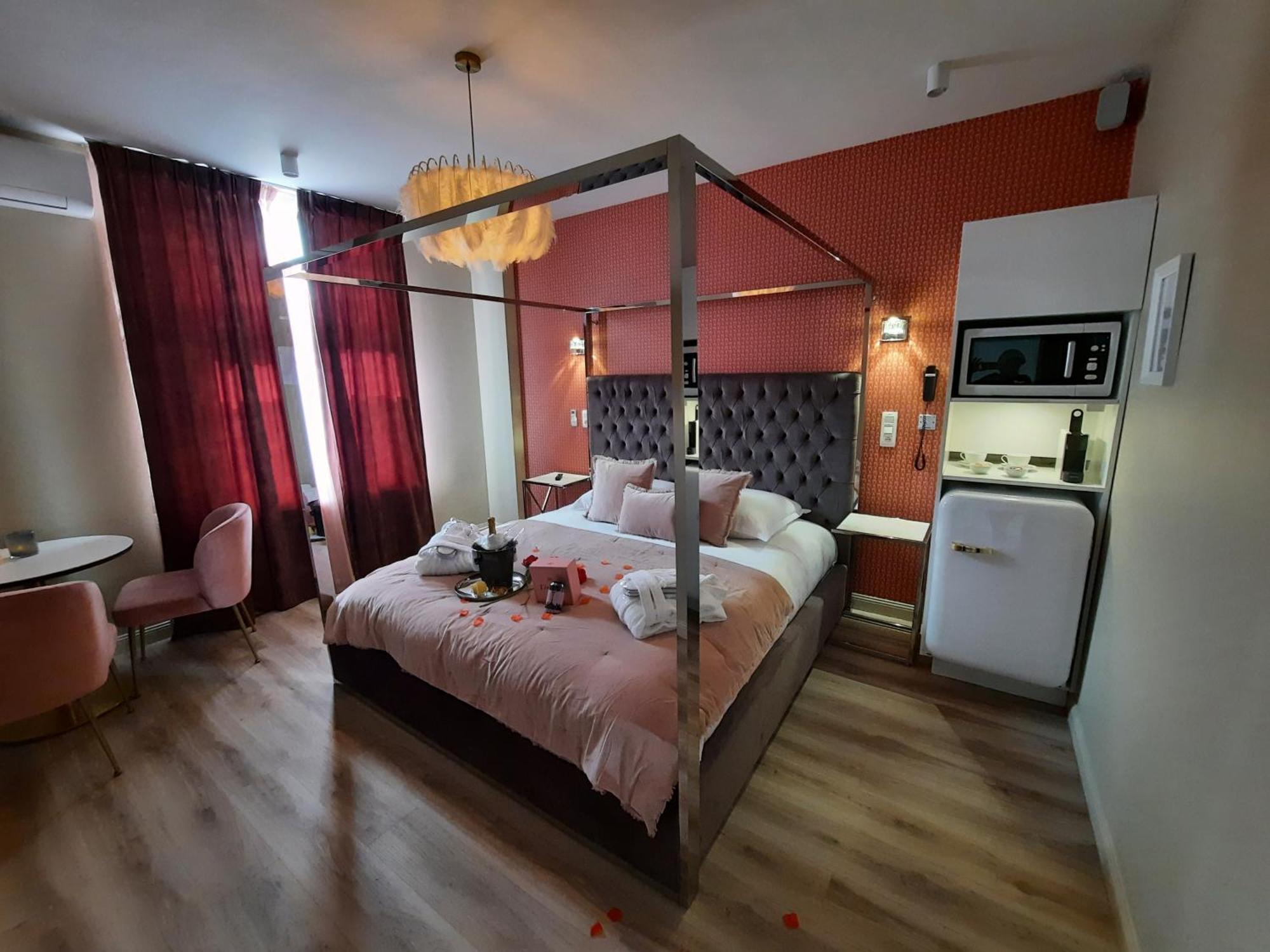Hotel Mademoiselle リエージュ エクステリア 写真
