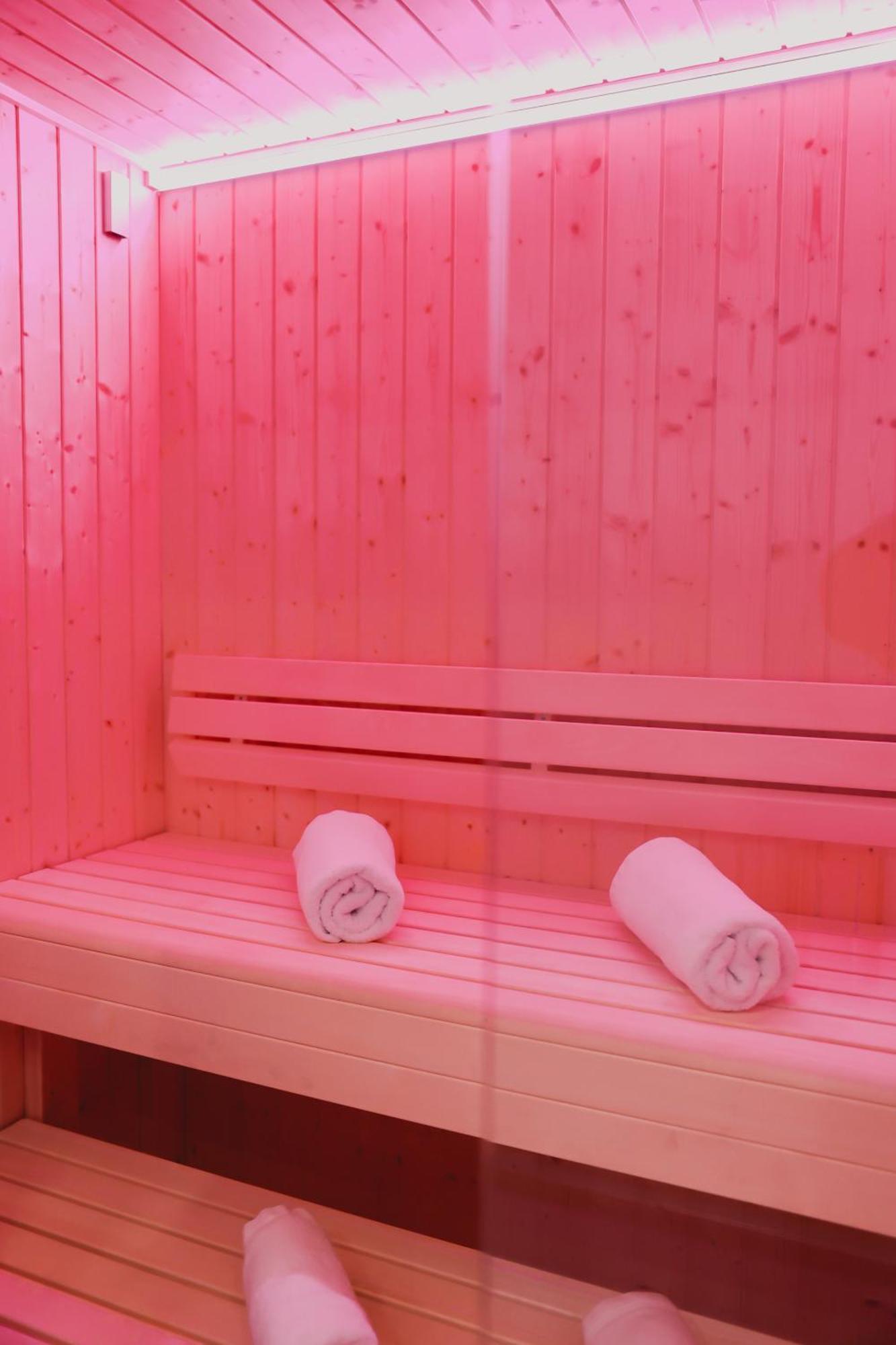 Hotel Mademoiselle リエージュ エクステリア 写真